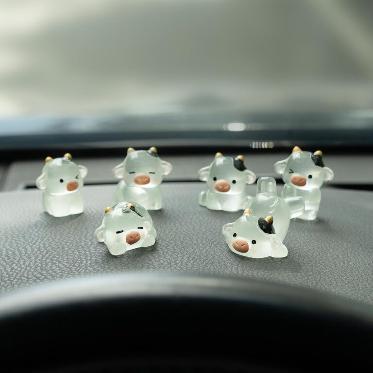 Rislobx 6PCS Cute Cow Car Dash Decorations, Glowing Car Door Rear View Mirror Ornament, Transparent Resin Material, General Occasion