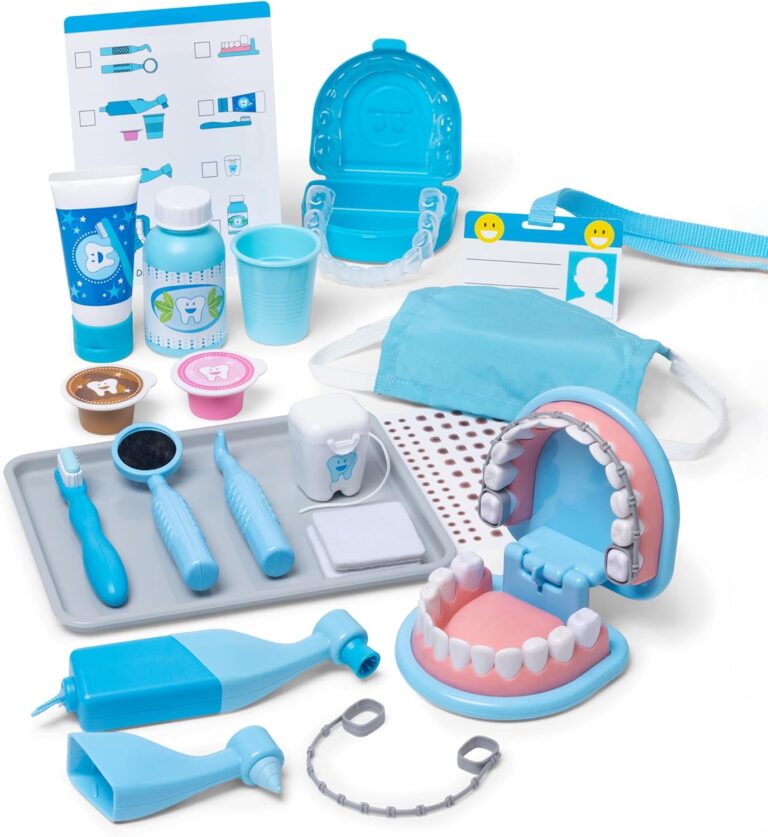 Melissa & Doug Super Smile Dentist Kit | Role Play Toys for Kids, Doctor Set for Children | Age 3+