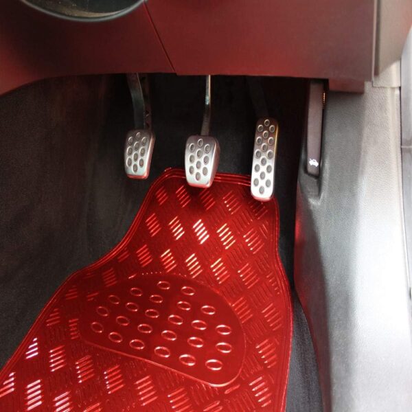 61-8ij4pZ-L._AC_SL1000_.jpg JVL Titan Car Mat Set Metallic Design with Rubber Backing, Red