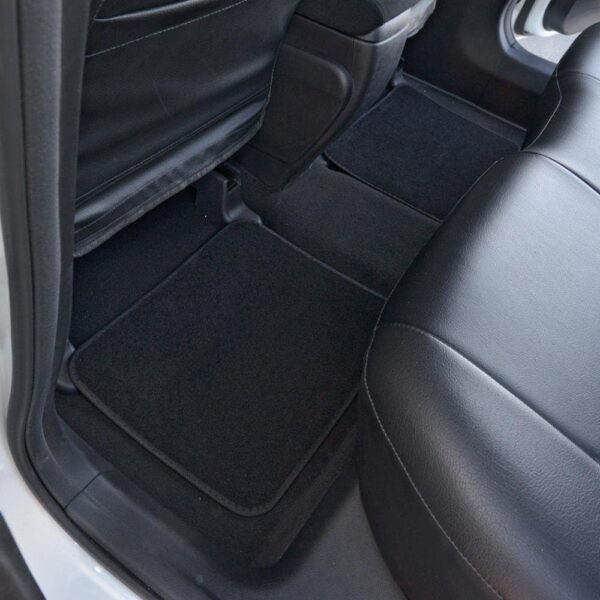 71quW44TTPL._AC_SL1000_.jpg BDK WBMT-1301 Batman Carpet Car Floor Mats Black & Yellow Logo - 4 Pieces, Rubber Backing, Front & Rear Full Set