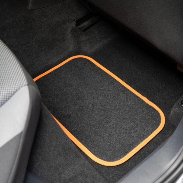 817amcW8cdL._AC_SL1500_.jpg Type VR Embroidered Edging Car Mat Set - Orange