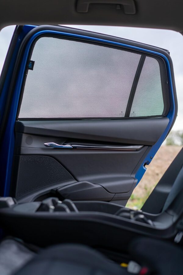 81ecn6-HHhL._AC_SL1500_.jpg Set Car Shades (rear side doors) compatible with Skoda Enyaq iV 2020- excl. Coupe (2-pieces) Custom-Fit Sunshades for Cars